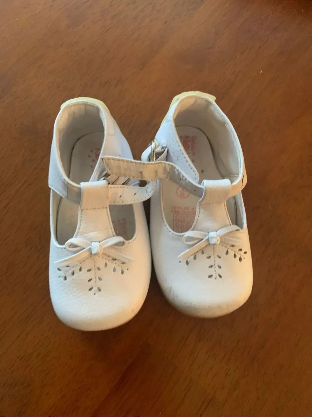 Neutro toddler white genuine leather Mary Jane dress shoes